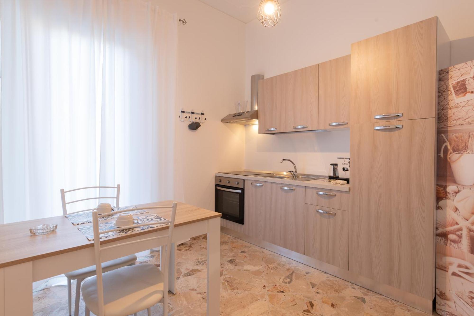 New Sea House Vicino La Spiaggia Del Lungomare Apartment Cefalu Exterior photo